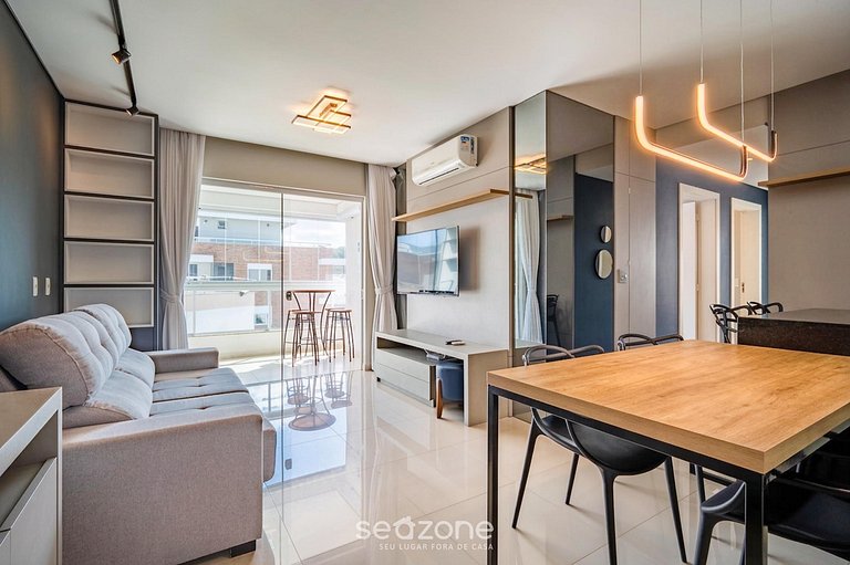 Apto em prédio c/ piscina. nos Ingleses DGA0204