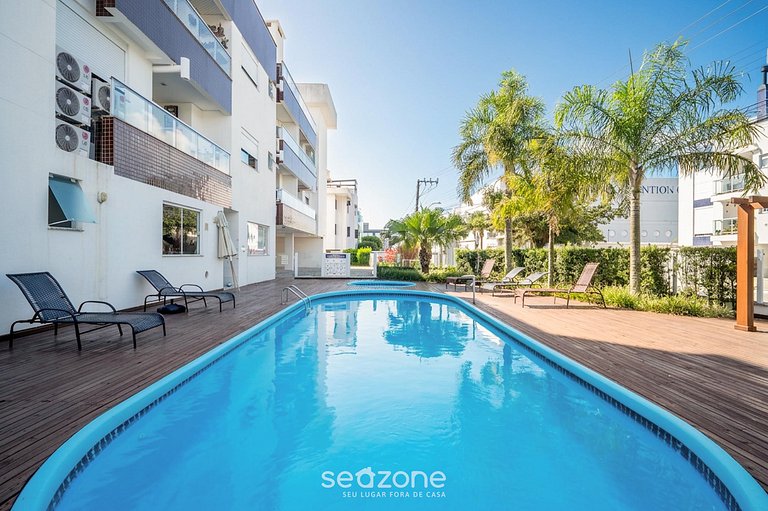 Apto em prédio c/ piscina. nos Ingleses DGA0204