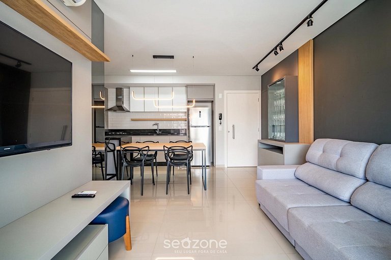 Apto em prédio c/ piscina. nos Ingleses DGA0204