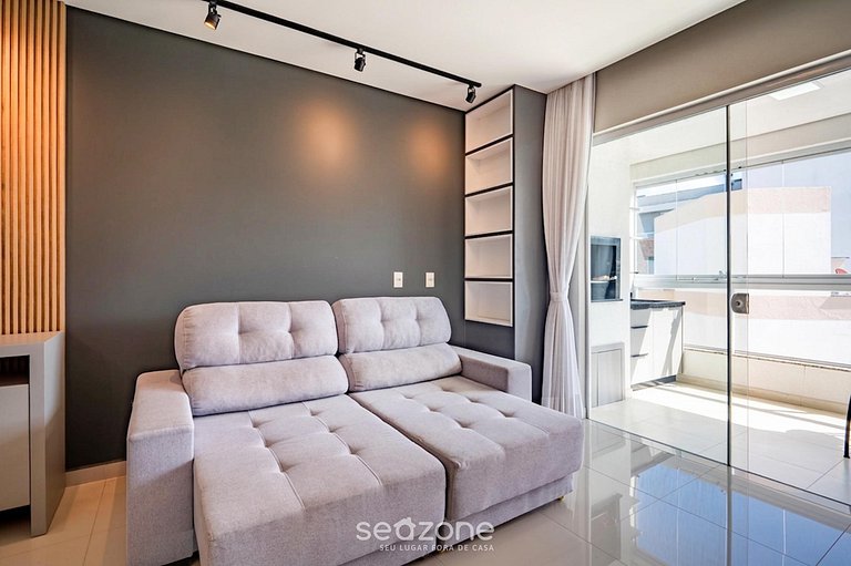 Apto em prédio c/ piscina. nos Ingleses DGA0204