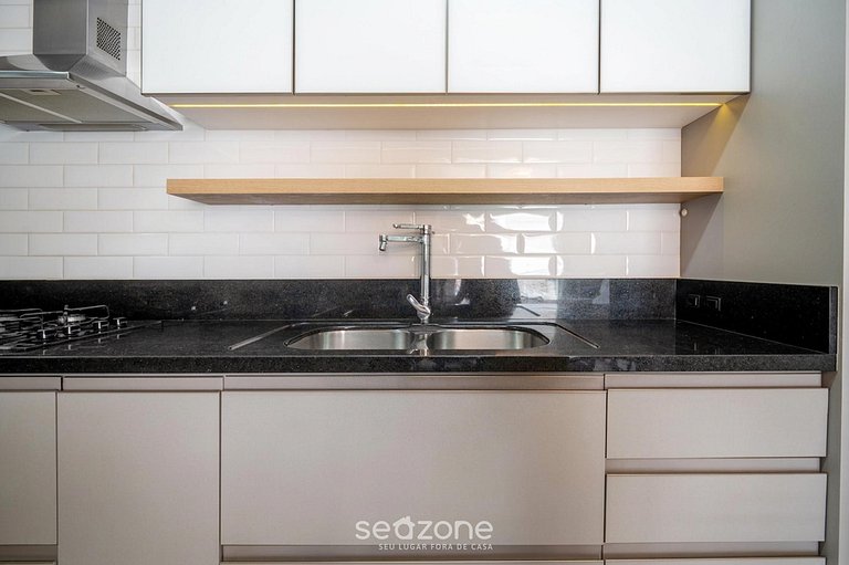 Apto em prédio c/ piscina. nos Ingleses DGA0204