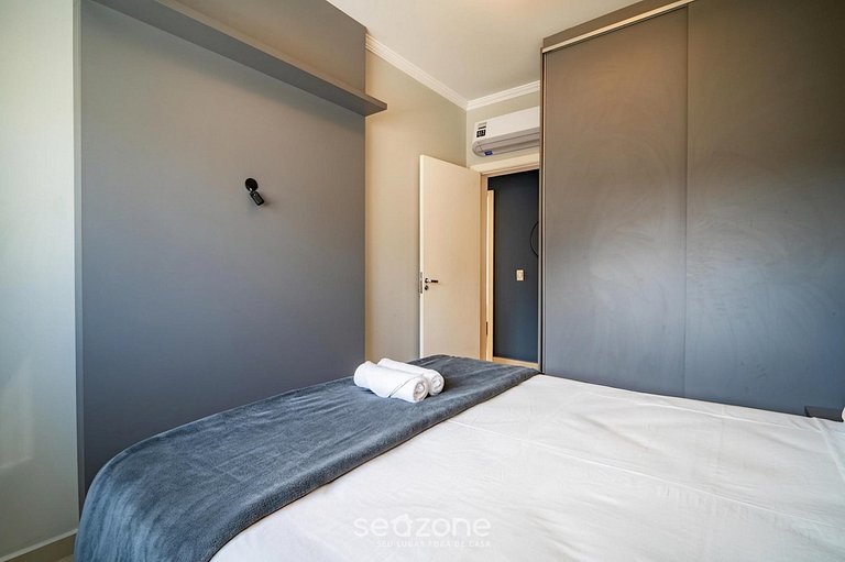 Apto em prédio c/ piscina. nos Ingleses DGA0204