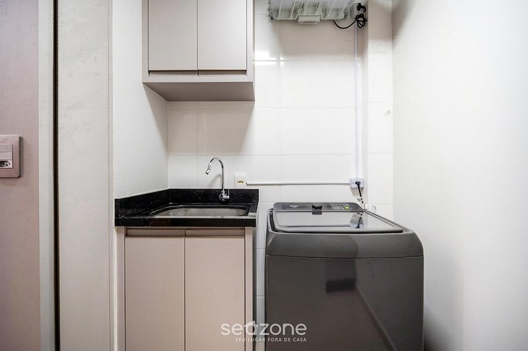 Apto em prédio c/ piscina. nos Ingleses DGA0204