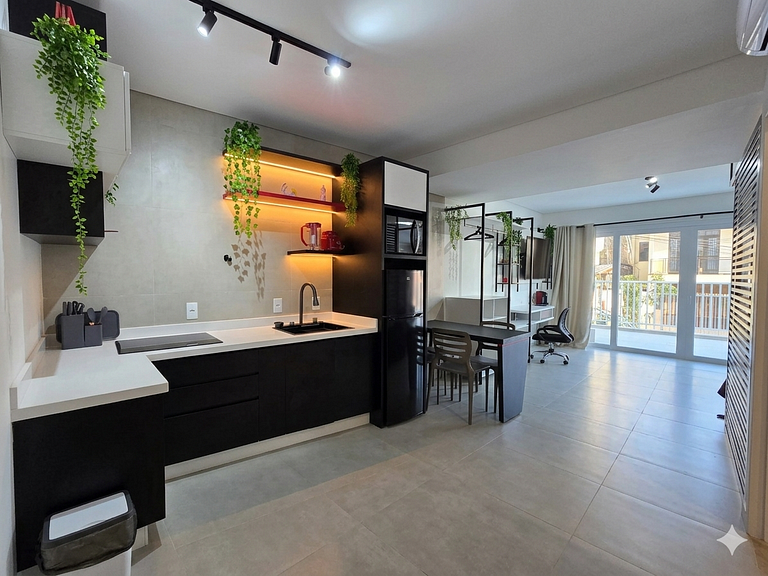 Estudio moderno bien ubicado en el Centro EKT002