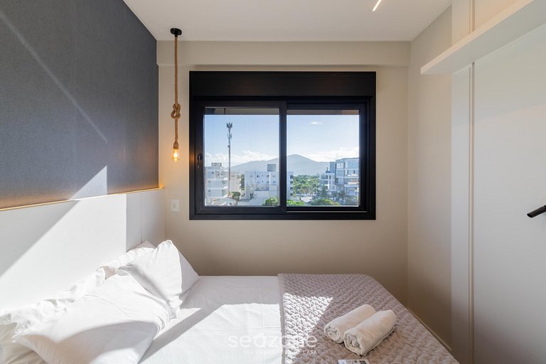 Casa em Cond. c/ churrasq. priv. no Centro ILG0307