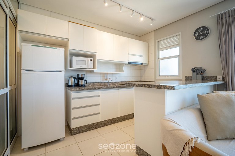 Apto em Cond. c/ Piscina nos Ingleses IRAI0307