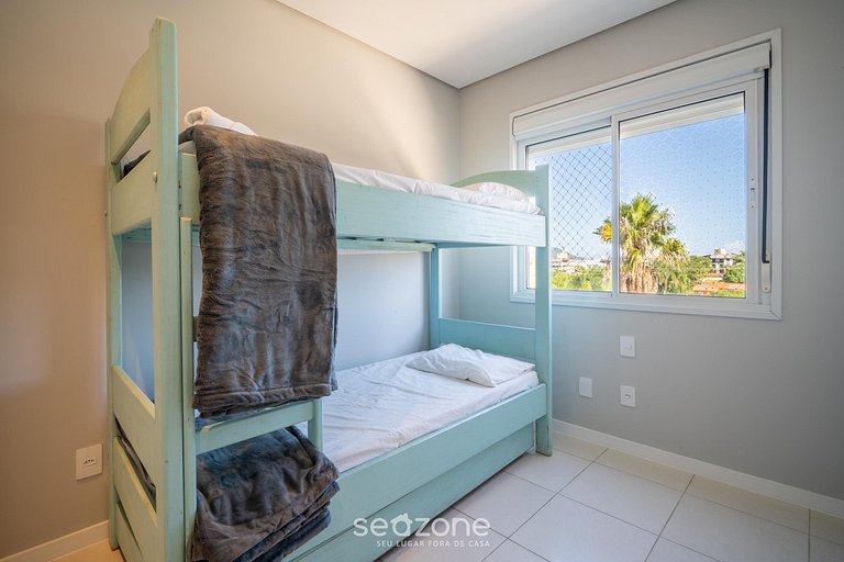 Apto em Cond. c/ Piscina nos Ingleses IRAI0307