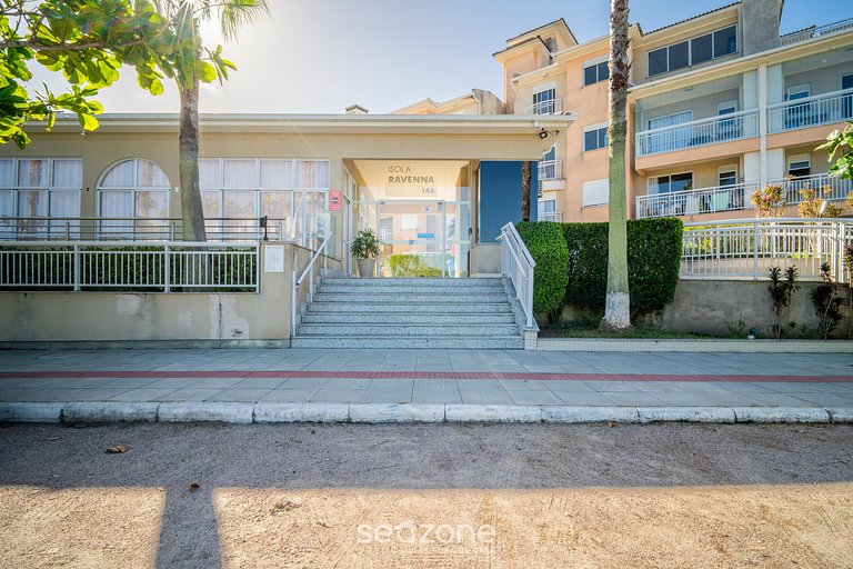 Apto em Cond. c/ Piscina nos Ingleses IRAI0307