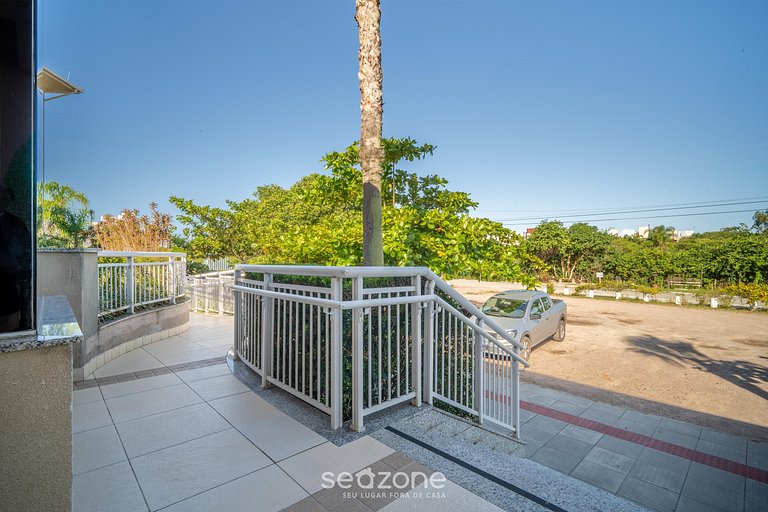 Apto em Cond. c/ Piscina nos Ingleses IRAI0307