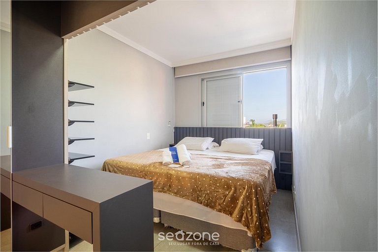 Apto en Cond. con parrilla privada PON0302