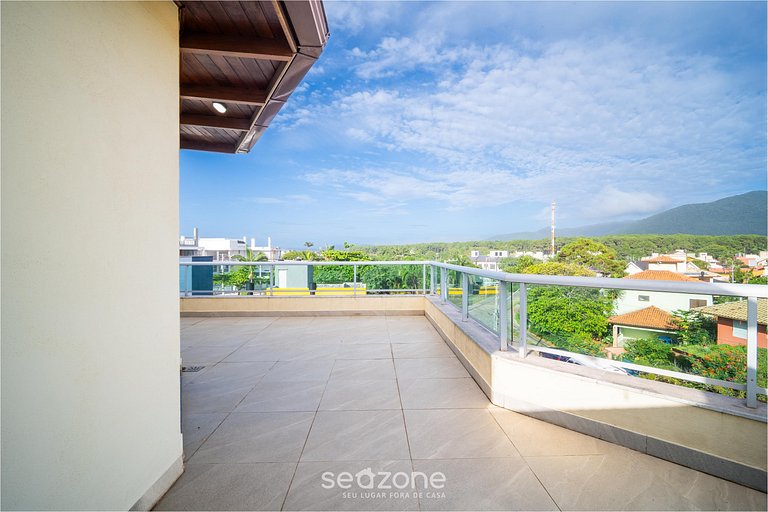 Apto en Cond. con parrilla privada PON0302