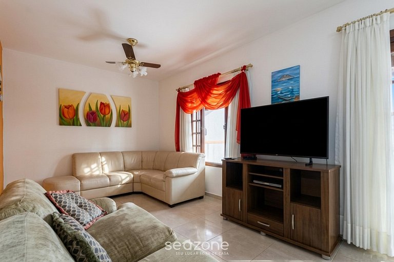 Casa en cond. c/ parrilla priv. Centro NSZ0194