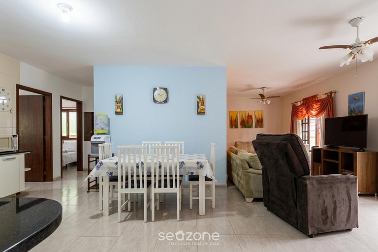 Casa com churrasqueira
