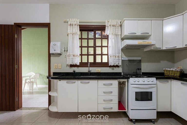 Casa com churrasqueira