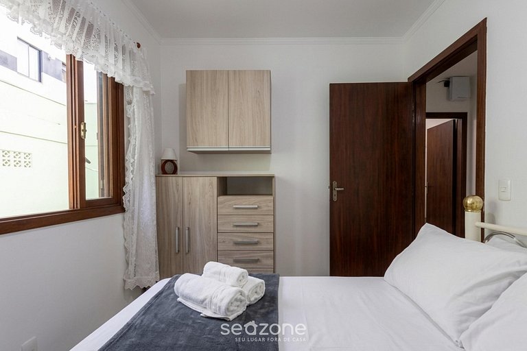 Casa em cond. c/ churrasq. priv. Centro NSZ0194