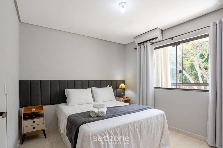 Apto en Cond. con Piscina Ponta das Canas GVM0315