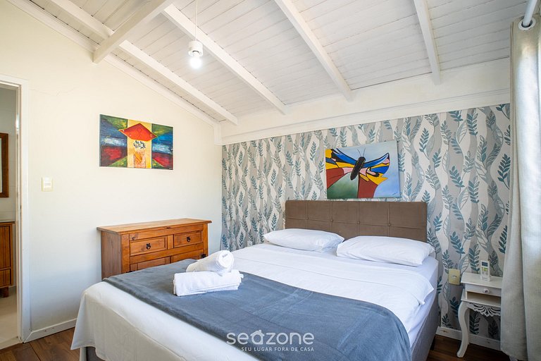 Casa c/ piscin, condo. pocos pasos del mar ING0023