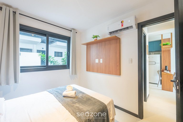 Apto em Cond. c/ Piscina e Academia VLPA0105
