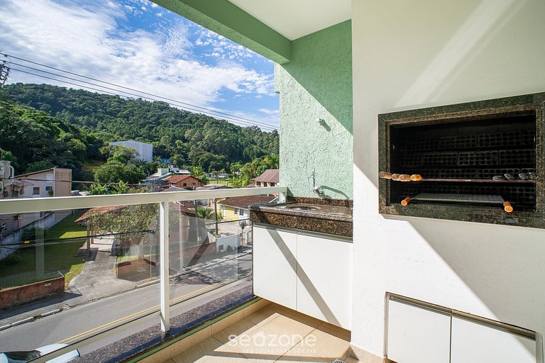 Apto en Jurerê c/ parrilla privada RPI0110