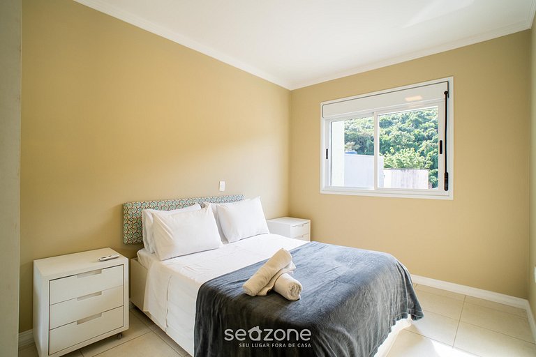 Apto en Jurerê c/ parrilla privada RPI0110