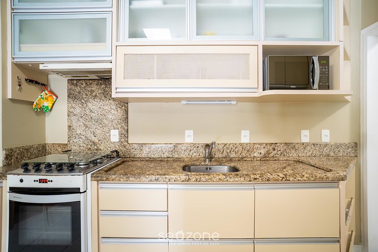 Apto en Jurerê c/ parrilla privada RPI0110