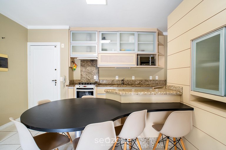 Apto em Jurerê c/ churrasq. privativa RPI0110