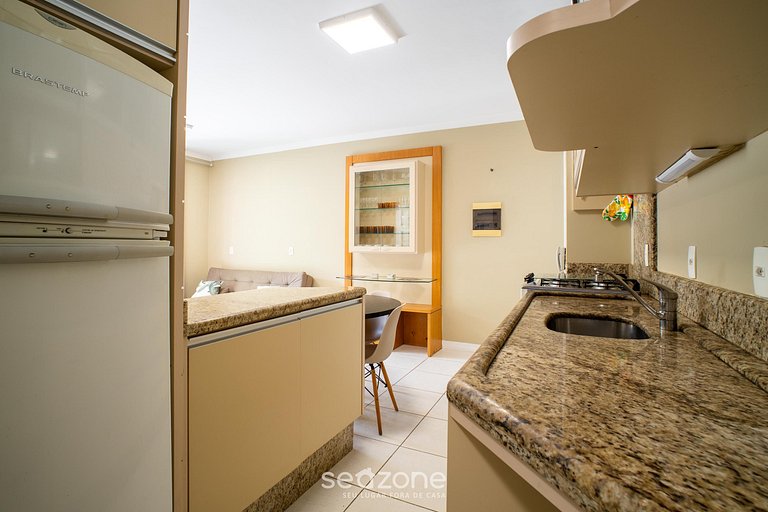 Apto en Jurerê c/ parrilla privada RPI0110