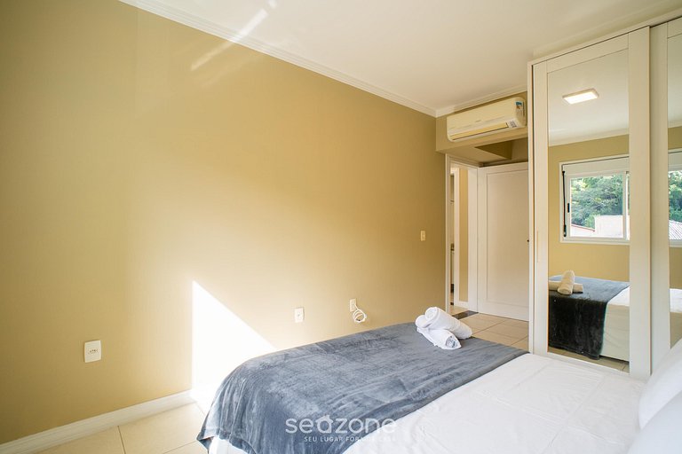 Apto em Jurerê c/ churrasq. privativa RPI0110