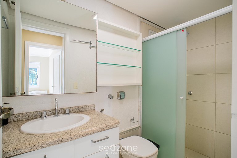 Apto em Jurerê c/ churrasq. privativa RPI0110