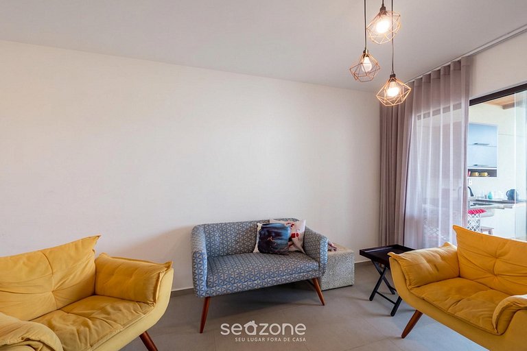 Casa espaçosa em Condo. c/ Piscina CAI0211