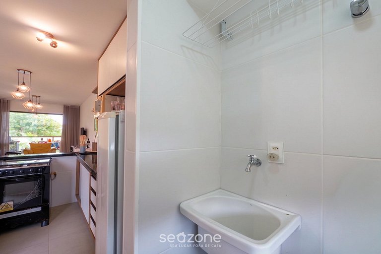 Casa espaçosa em Condo. c/ Piscina CAI0211