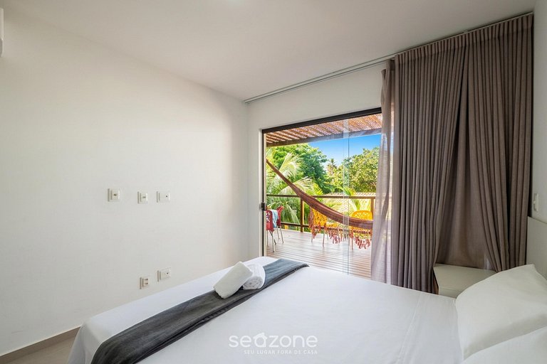 Casa espaçosa em Condo. c/ Piscina CAI0211