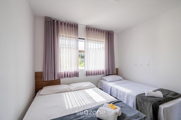 Casa espaçosa em Condo. c/ Piscina CAI0211