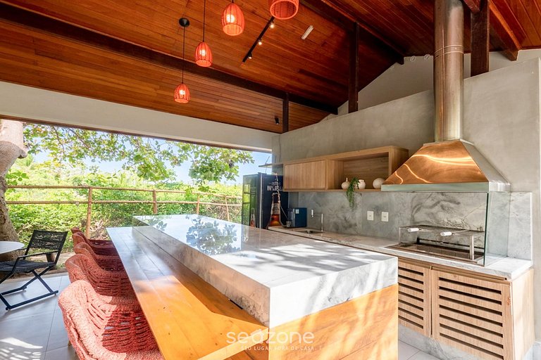 Casa espaçosa em Condo. c/ Piscina CAI0211
