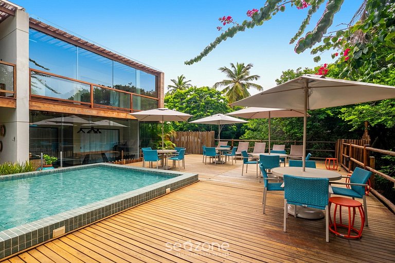 Casa espaçosa em Condo. c/ Piscina CAI0211