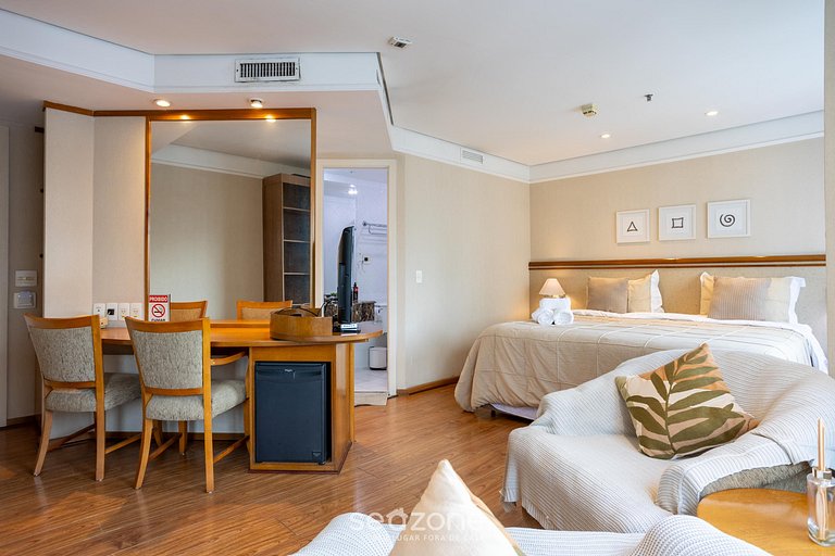 Studio em Cond. c/ Piscina Vila Olímpica VIO1409