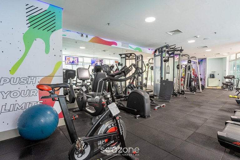 Edificio con piscina climatizada y gimnasio a 260m del Shopp