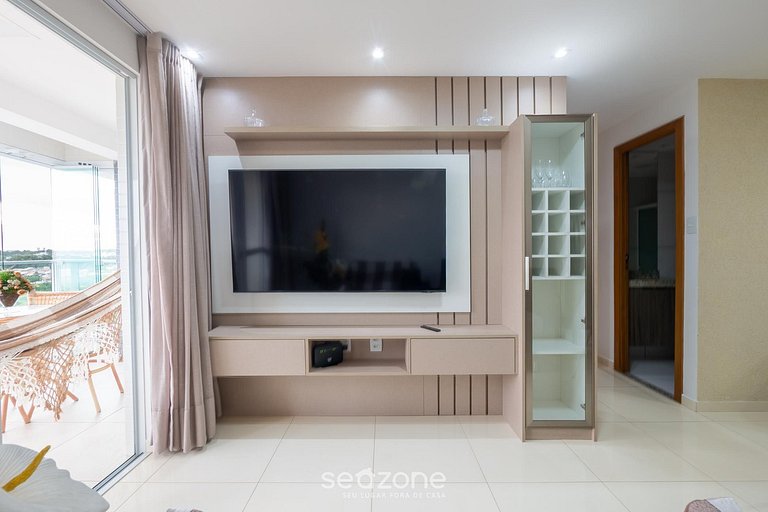 Apto em cond. c/ piscina e vista p/ mar ILP0801