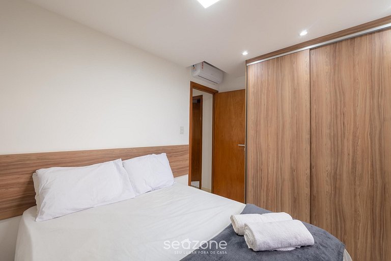 Apto em cond. c/ piscina e vista p/ mar ILP0801