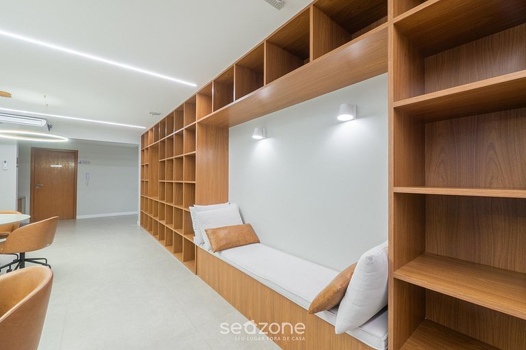 Apto en cond. c/ piscina y vista al mar ILP0801