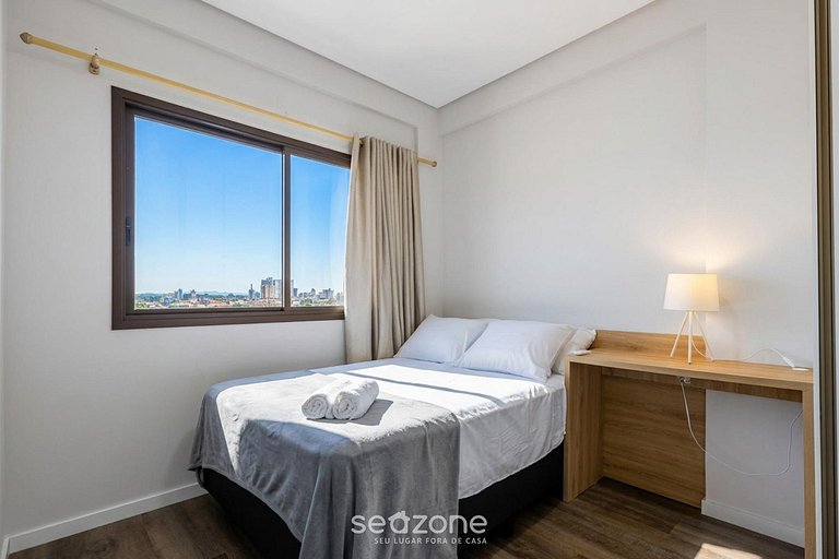 Apto en edificio con parrilla en Centro CTD0402