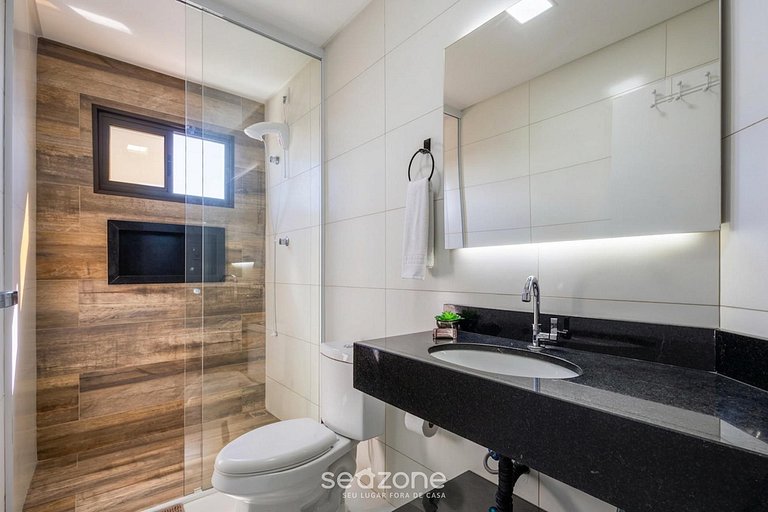 Apto en edificio con parrilla en Centro CTD0402