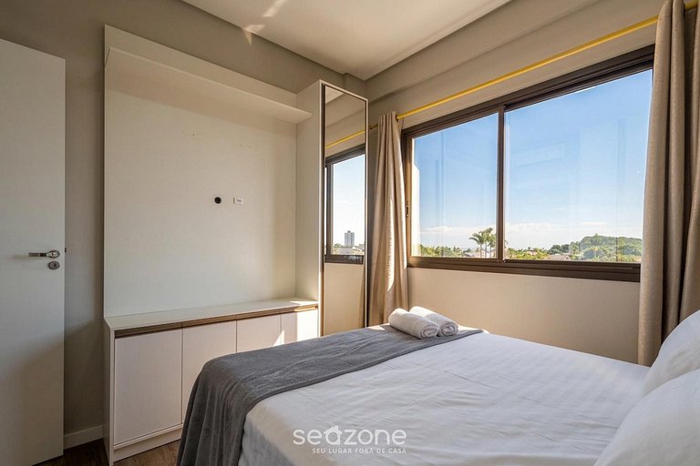 Apto en edificio con parrilla en Centro CTD0402