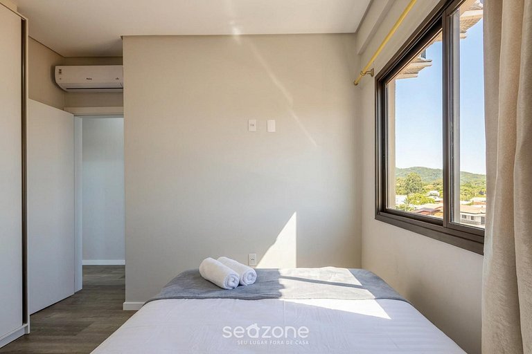 Apto en edificio con parrilla en Centro CTD0402