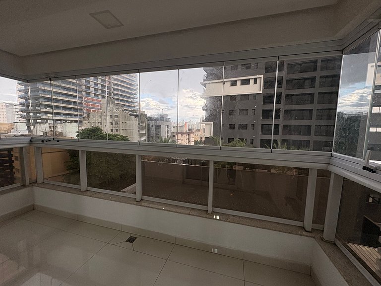 Apto en Cond. c/ Piscina en Setor Bueno LHD0403