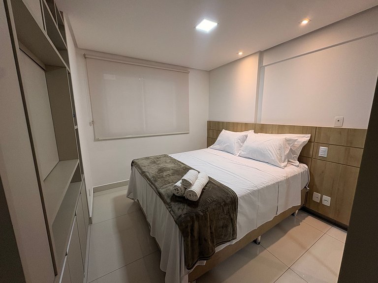 Apto em Cond. c/ Piscina no Setor Bueno LHD0403