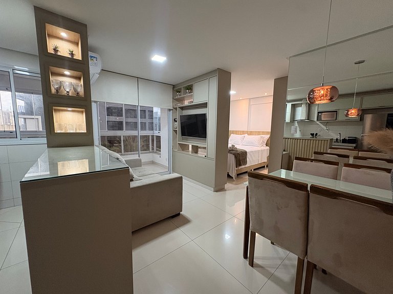 Apto en Cond. c/ Piscina en Setor Bueno LHD0403