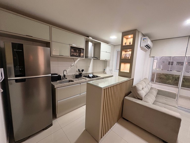 Apto em Cond. c/ Piscina no Setor Bueno LHD0403