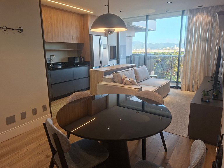 Apto em Cond. c/ Piscina no Bairro Estados TSO0314