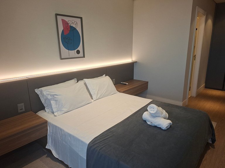 Apto en Cond. c/ Piscina en Barrio Estados TSO0314